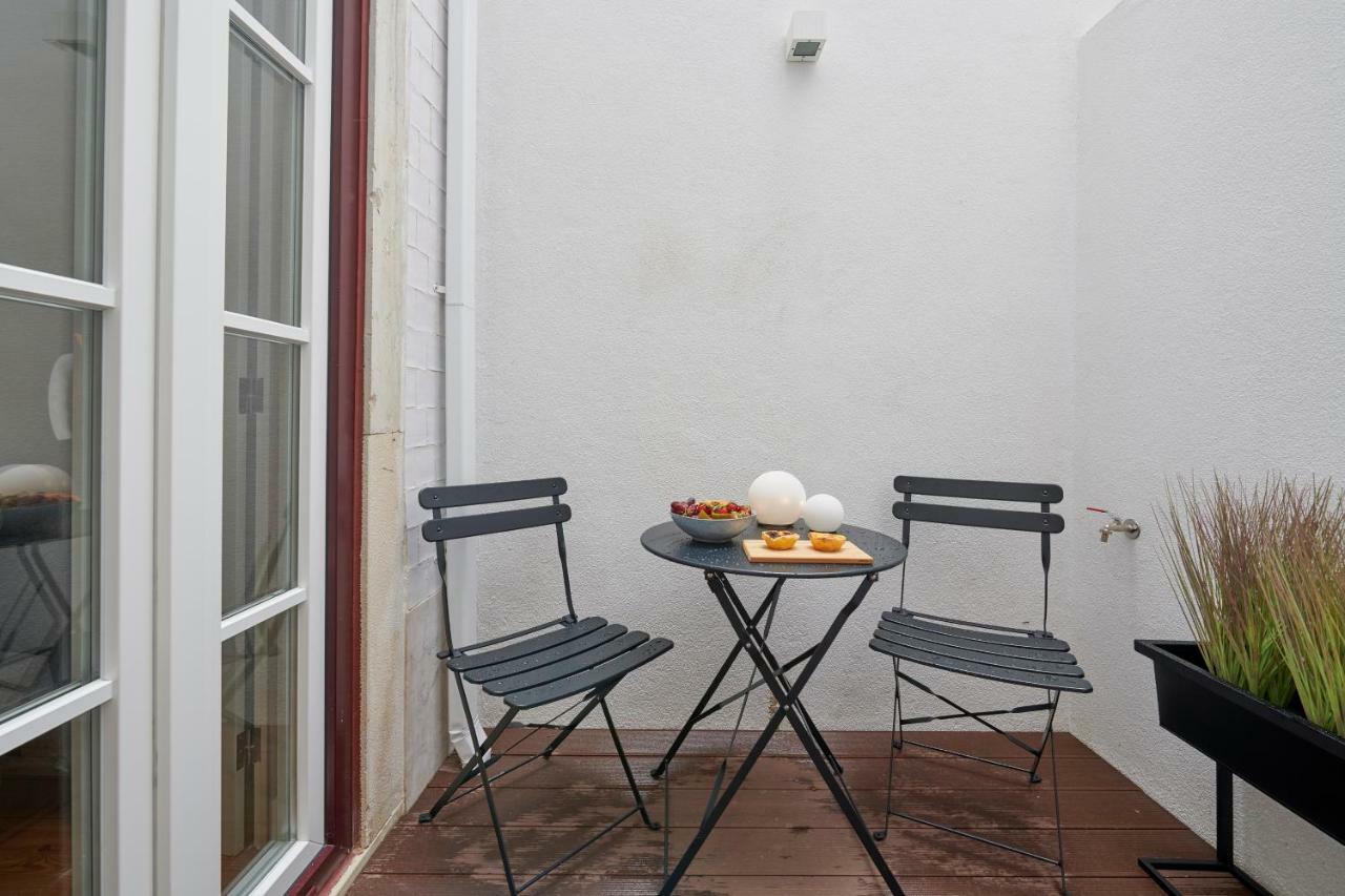 Vila Rosario In Graca Lisbon Exterior photo